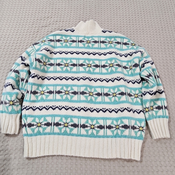 AE Oversized Fairisle Mock Neck Sweater Size Medium - Picture 10 of 13